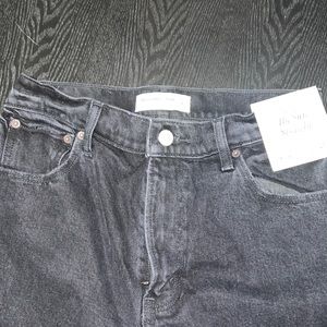 A&F 90s Straight Jean